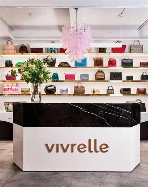 Shopbop and Vivrelle Team in New Resale Scheme.